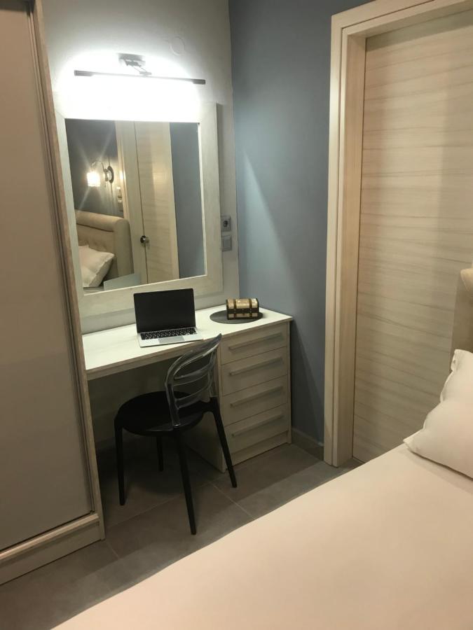 Avra Comfort Rooms - Family Nea Poteidaia Exteriér fotografie